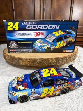 Jeff Gordon #24 Jeff Gordon Foundation Speed Racer 2008 Impala SS 1:24 Scale Car